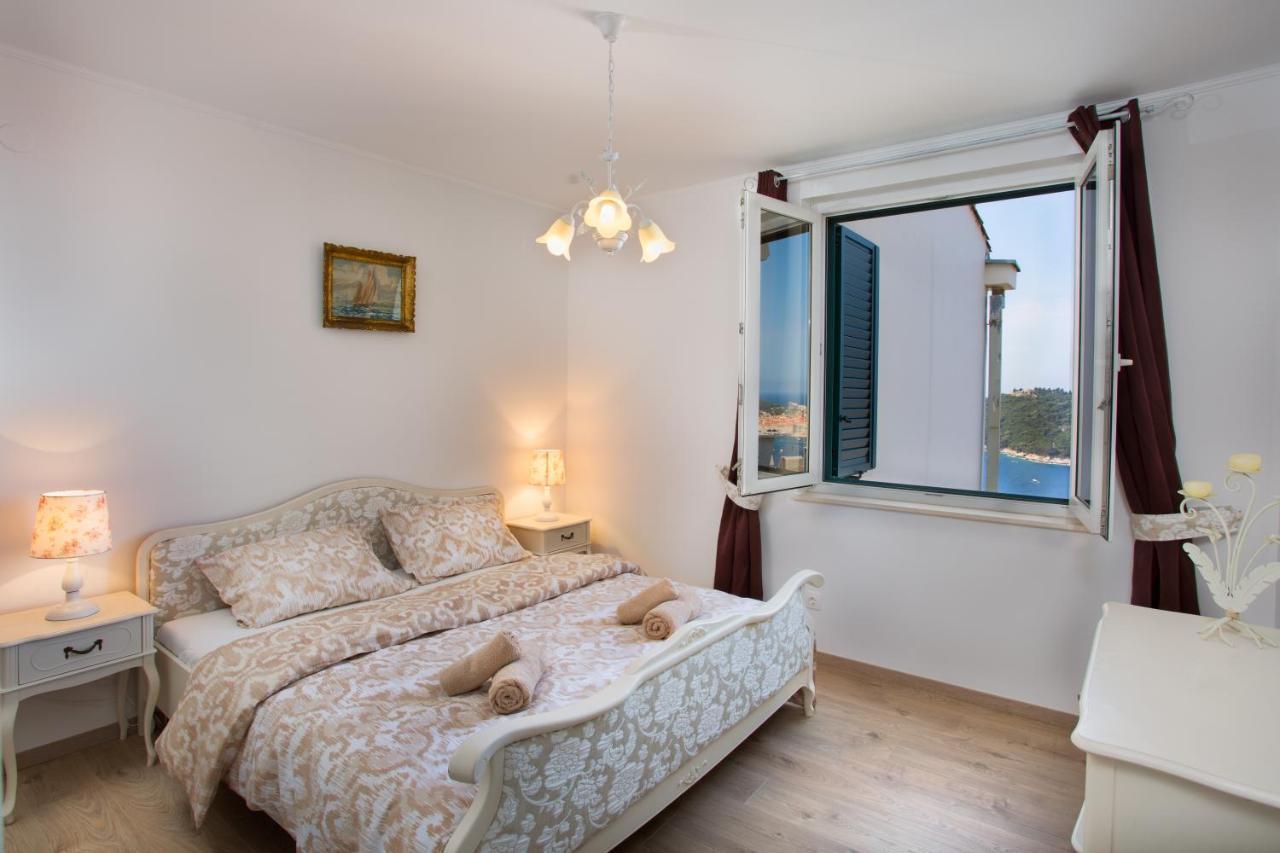 Apartment Zlatni Potok - Best View Of The Old Town Dubrovnik Bagian luar foto