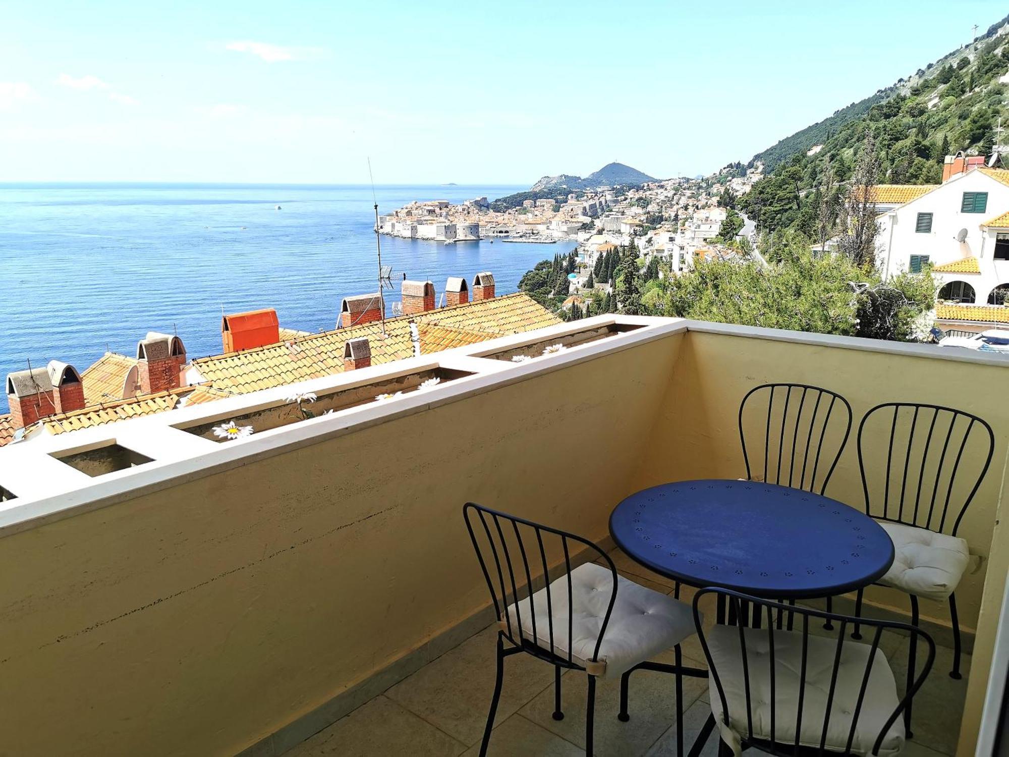 Apartment Zlatni Potok - Best View Of The Old Town Dubrovnik Bagian luar foto